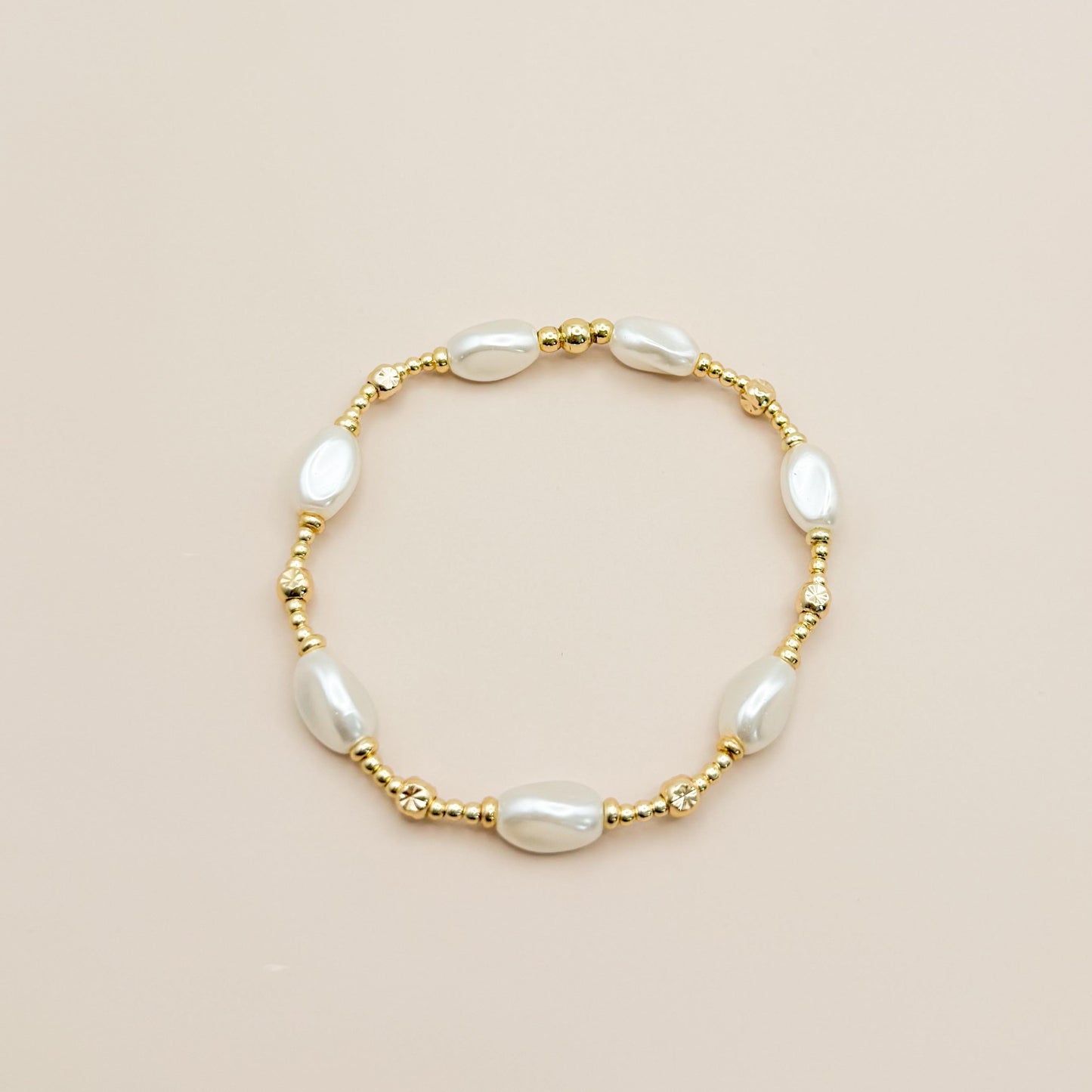 Pearl and Heart Stack | 18k gold filled with Pearl Beads and Heart Chain Bracelet |Beaded Stretch Bracelet | Chain