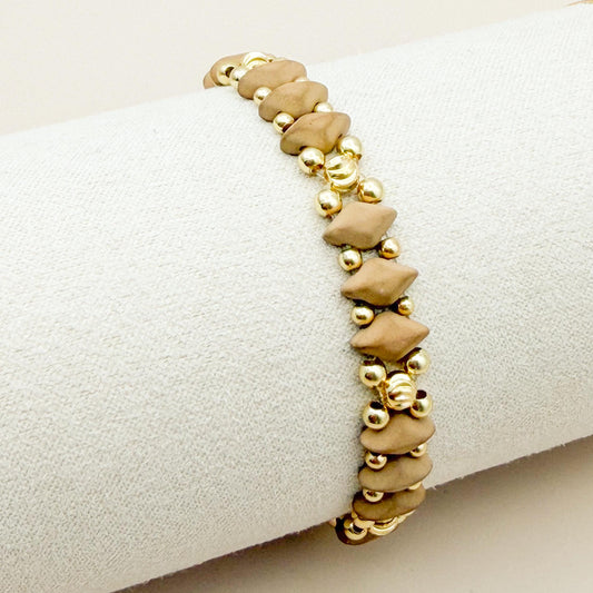 Lana Bracelet | 18k Gold Filled with Light Brown Diamond Shape Bead | Link Design | Beaded Stretch Bracelet | Dainty Bracelet