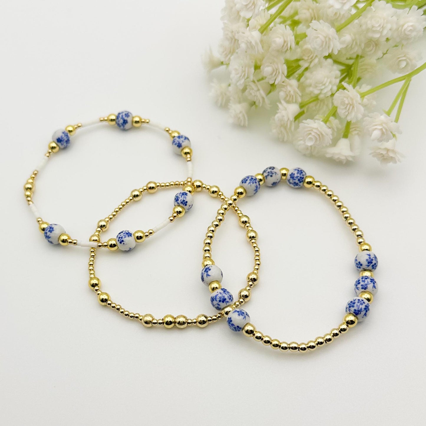 Floral blue and gold bead bracelet| 18k gold filled beads with blue porcelain beads