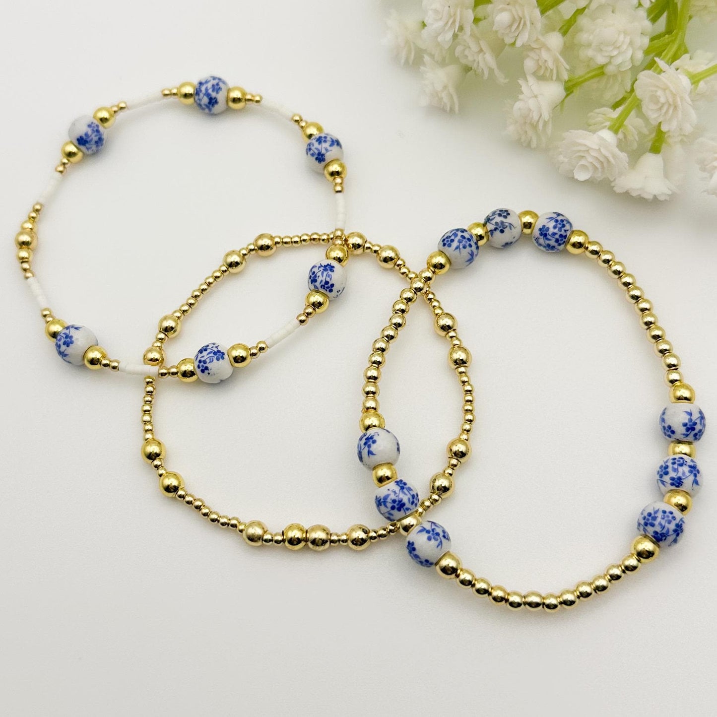 Floral blue and gold bead bracelet| 18k gold filled beads with blue porcelain beads