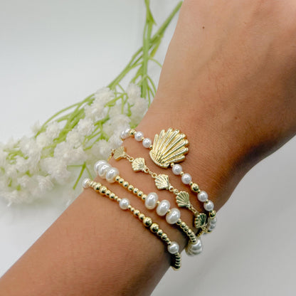 Shells & Pearls | 18k gold filled Seashell Pearl Bracelet stack | Seashell bracelet | Pearl bracelet | beachy bracelet stack | Summer