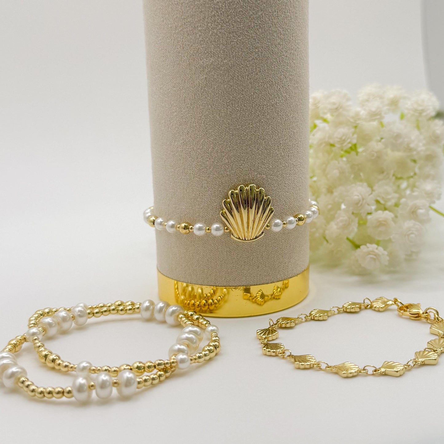 Shells & Pearls | 18k gold filled Seashell Pearl Bracelet stack | Seashell bracelet | Pearl bracelet | beachy bracelet stack | Summer