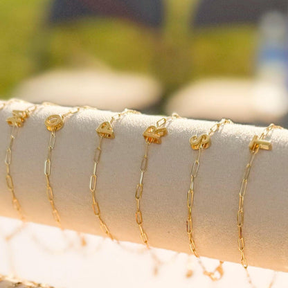 Initial Chain Bracelet | 18k gold filled Bracelet | Sliding initial bead on chain | Dainty Bracelet | summer jewelry | gift  | paperclip
