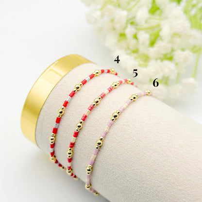 Dainty seed bead stacking bracelet | 18k gold filled with colorful tiny beads | beaded stretch bracelet | seed bead | stackable stretch |mix