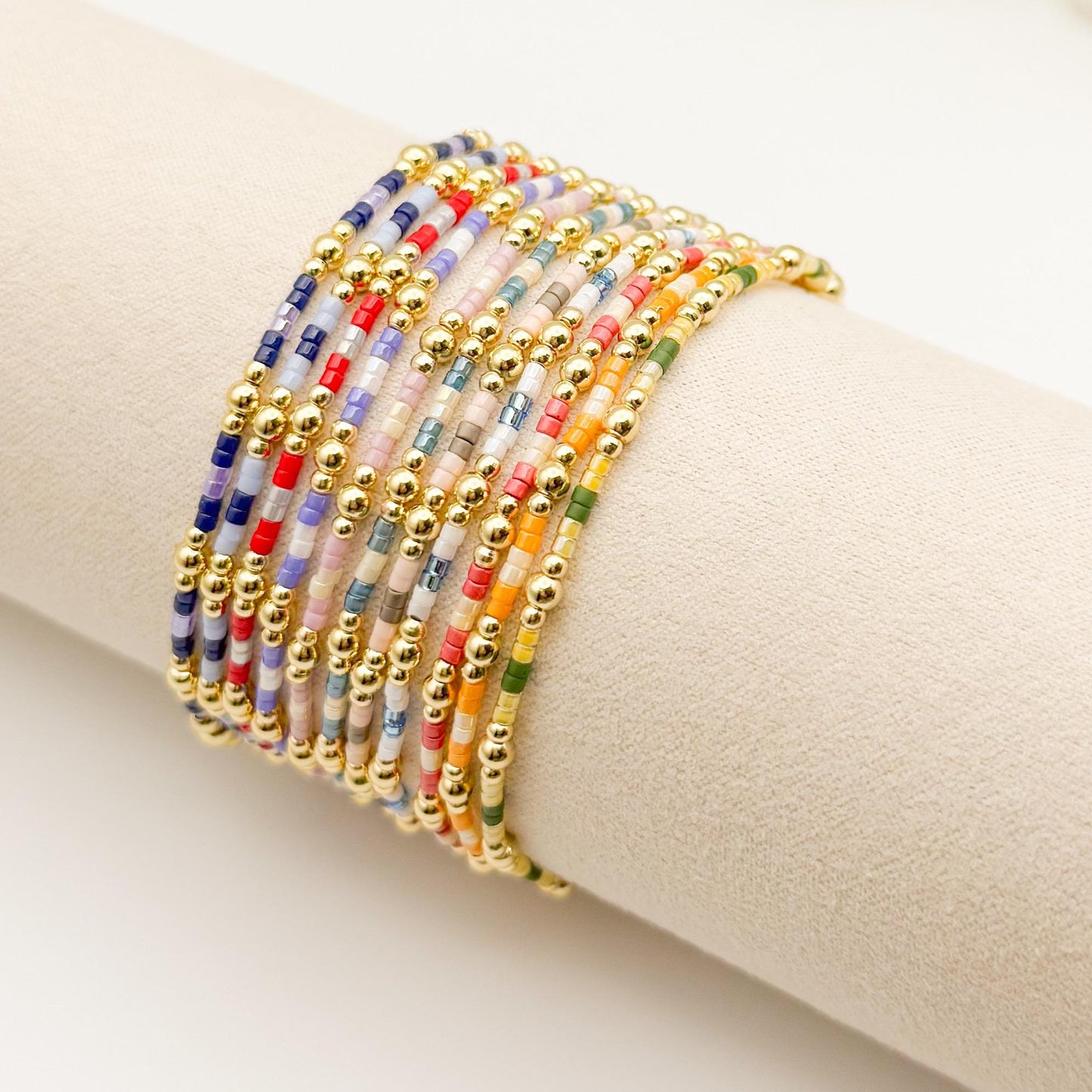 Dainty seed bead stacking bracelet | 18k gold filled with colorful tiny beads | beaded stretch bracelet | seed bead | stackable stretch |mix