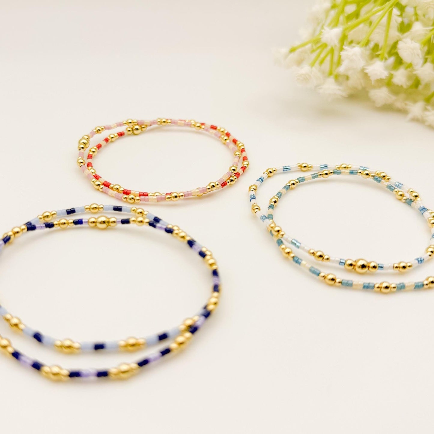 Dainty seed bead stacking bracelet | 18k gold filled with colorful tiny beads | beaded stretch bracelet | seed bead | stackable stretch |mix