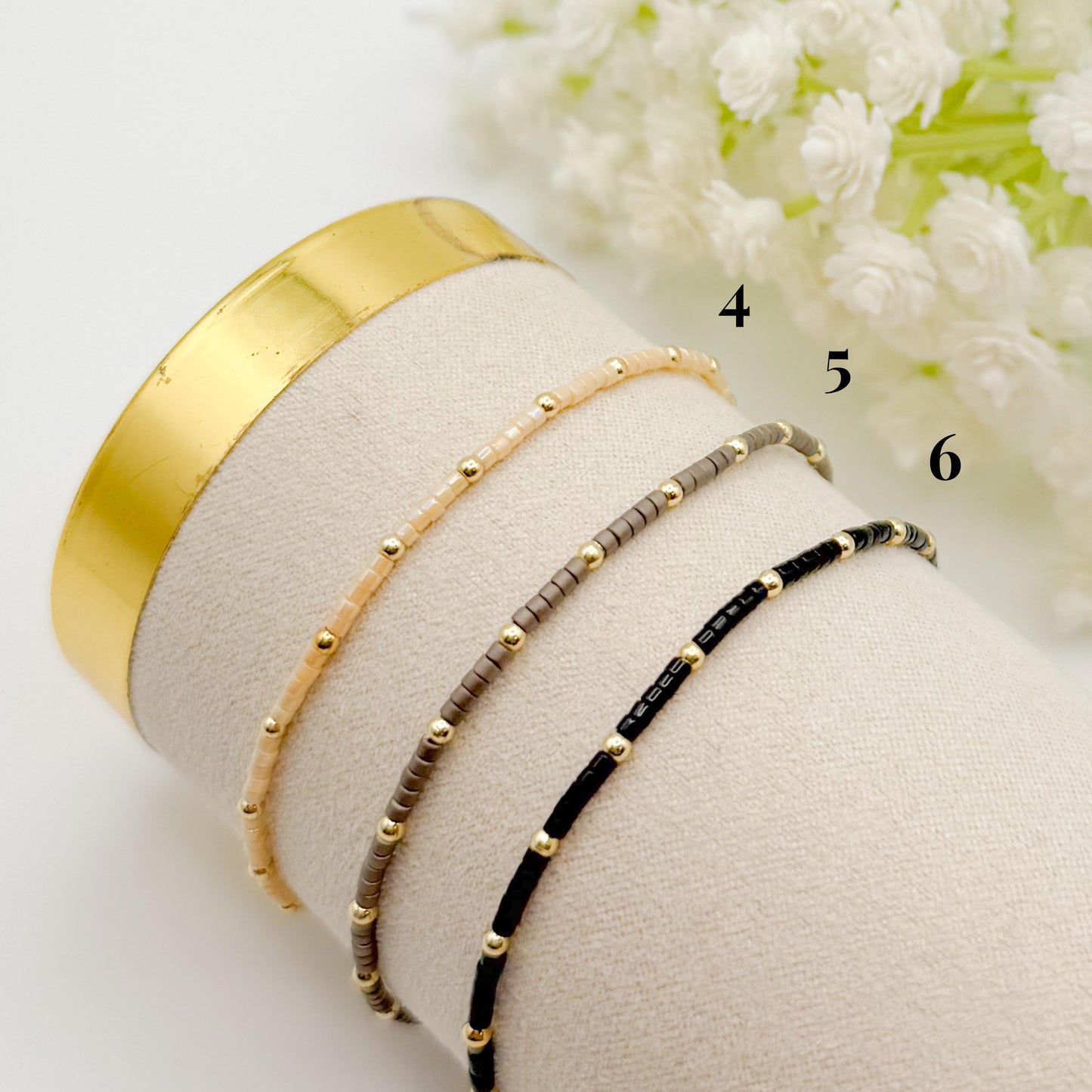 Fall seed bead stacking bracelet | 18k gold filled with colorful tiny beads | beaded stretch bracelet  | seed bead | stackable stretch