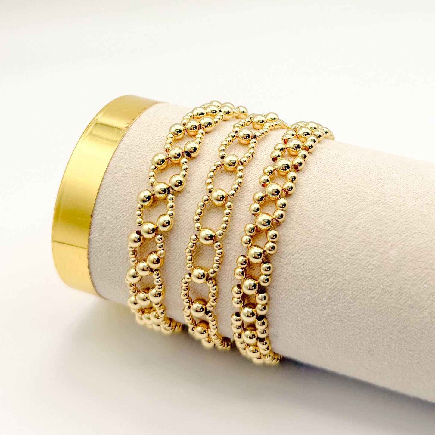 Golden Loop Bracelet | 18k gold filled with beaded link design | beaded stretch bracelet | vintage bead bracelet  | gift set | chunky gold