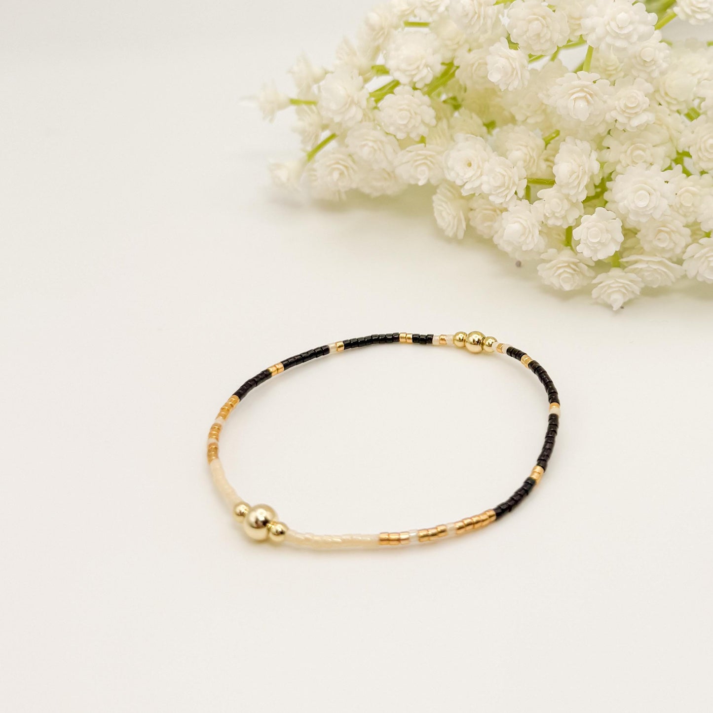 Winter seed bead stacking bracelet | 18k gold filled with colorful and gold tiny beads  | beaded stretch bracelet  | seed bead | elegant