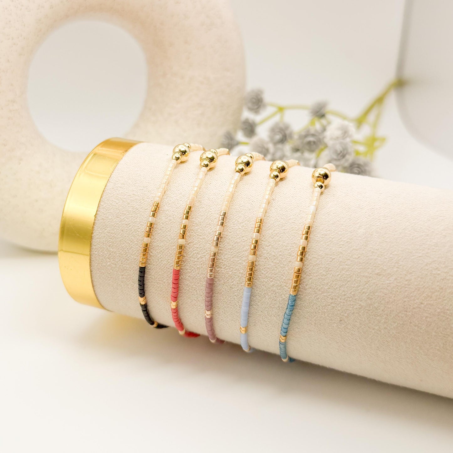 Winter seed bead stacking bracelet | 18k gold filled with colorful and gold tiny beads  | beaded stretch bracelet  | seed bead | elegant