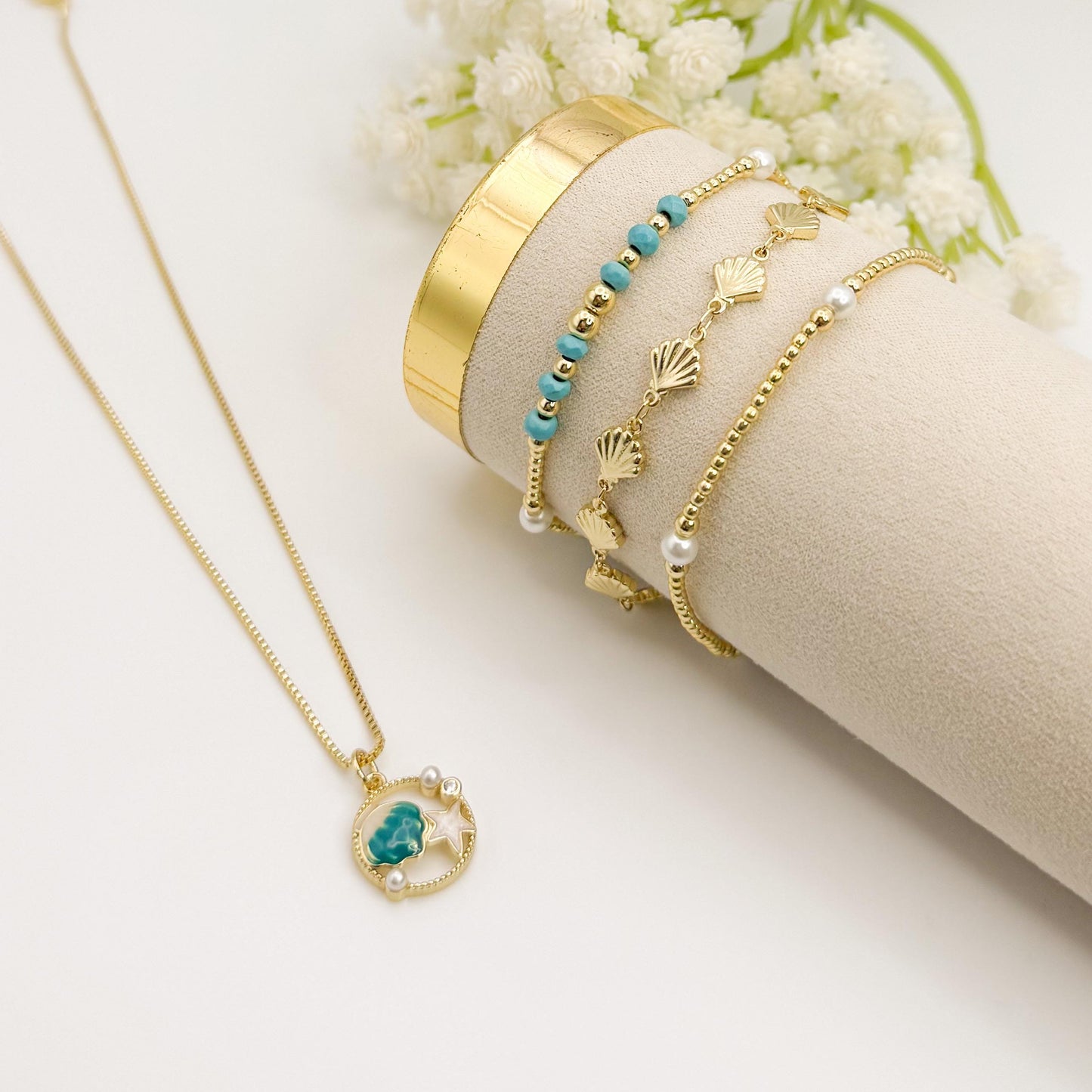 Beachy Seashell Jewelry Set | 18k Gold Filled Bracelet & Necklace