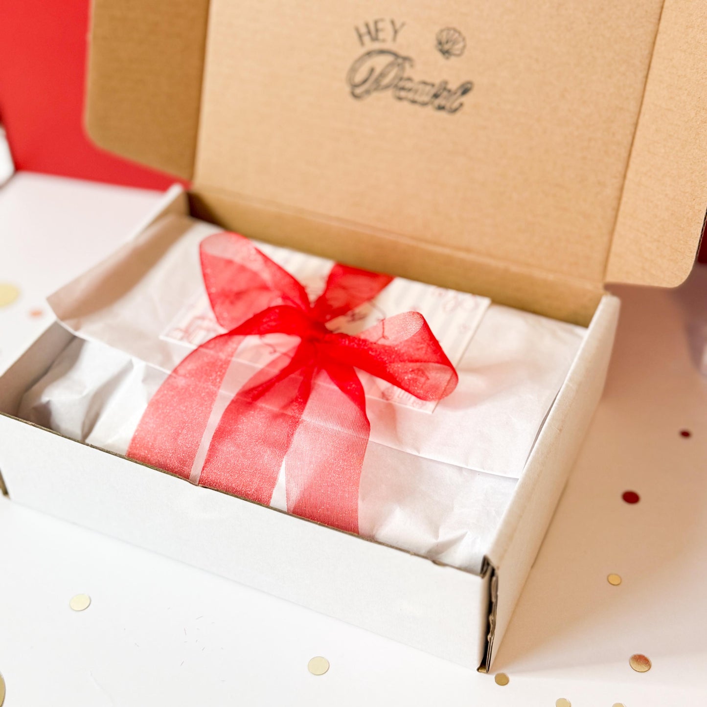 Pearl Set Gift Box | Gold and Pearl Bracelet | 18k Gold Filled Stretch Bracelet | Christmas gift | Heart Necklace | Gift set