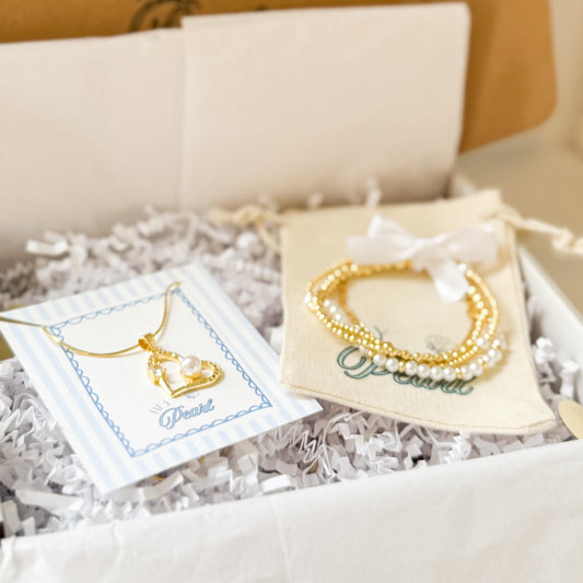 Pearl Set Gift Box | Gold and Pearl Bracelet | 18k Gold Filled Stretch Bracelet | Christmas gift | Heart Necklace | Gift set