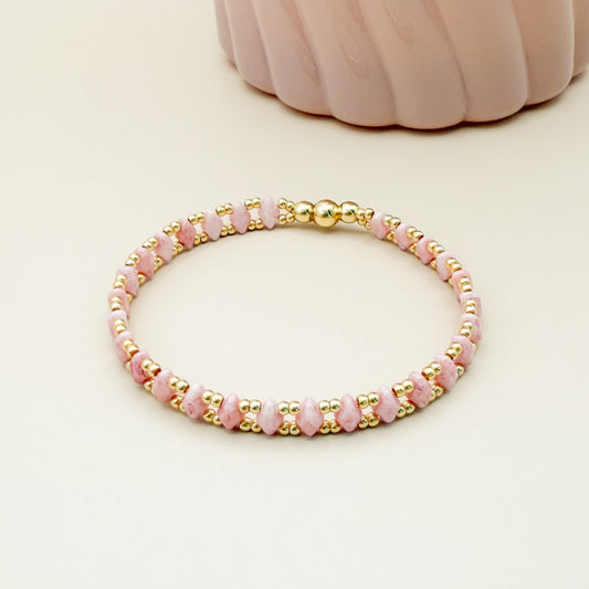 Aurora Bracelet | 18k Gold Filled with Mini Pink Diamond Shape Bead | Link Design | Beaded Stretch Bracelet | Dainty Bracelet |