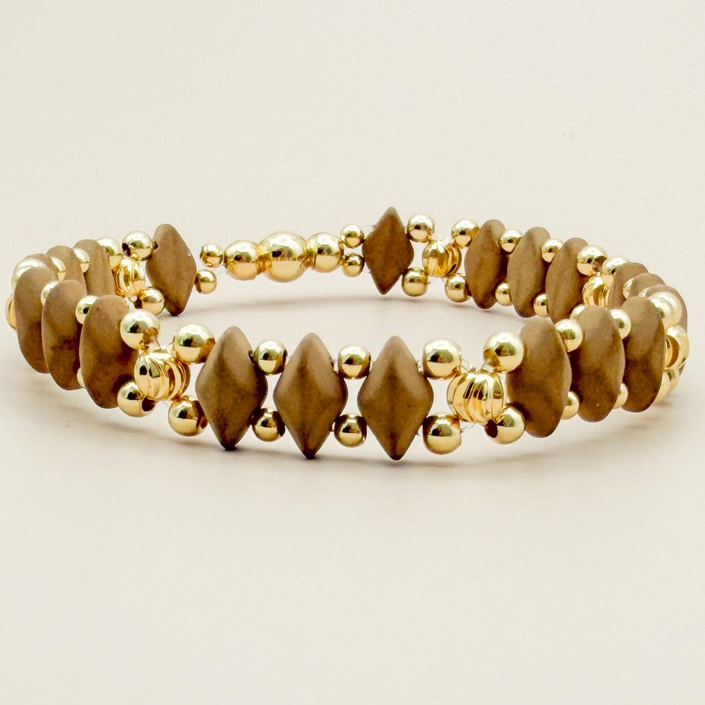 Lana Bracelet | 18k Gold Filled with Light Brown Diamond Shape Bead | Link Design | Beaded Stretch Bracelet | Dainty Bracelet
