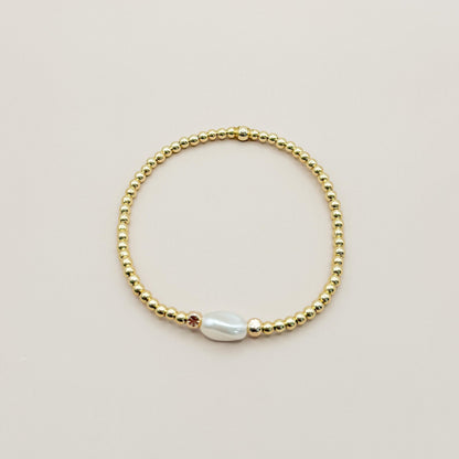 Pearl and Heart Stack | 18k gold filled with Pearl Beads and Heart Chain Bracelet |Beaded Stretch Bracelet | Chain