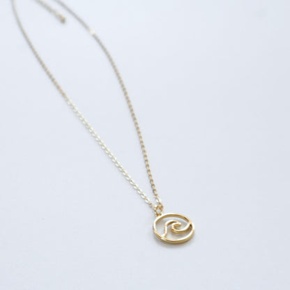 Waves Necklace | Gold Chain Necklace with Charm