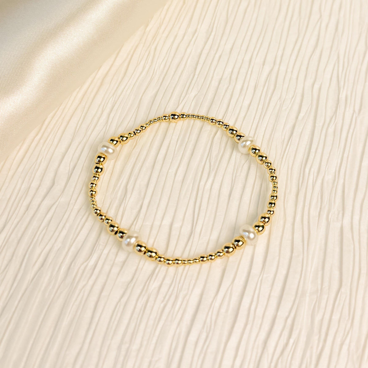 Pealry | 18k Gold Filled with Pearls Bracelet Stack | Beaded Stretch Bracelet | Dainty bead | Gift Set | Gift for Daughter